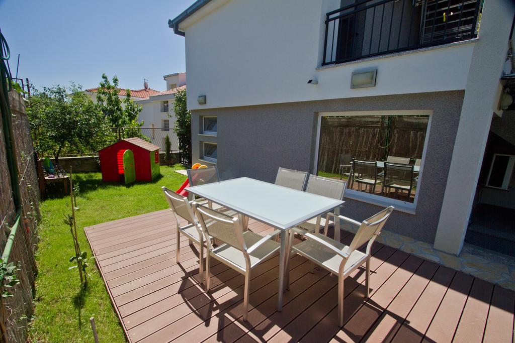 Villa Gg Podstrana Exterior photo